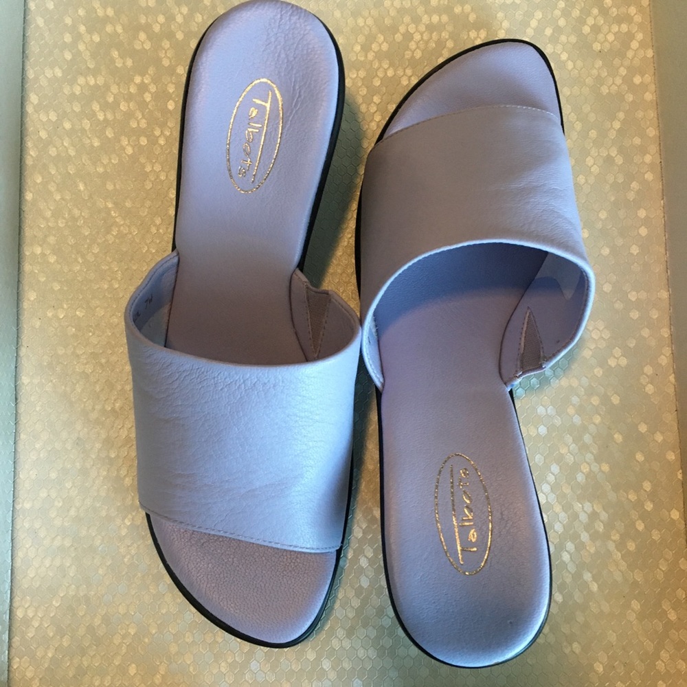 Talbots Wide Band Kaiser Sliders